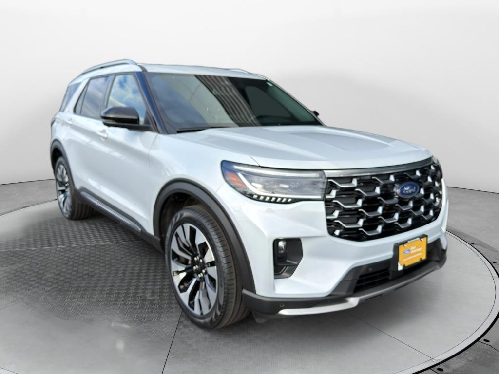 2025 Ford Explorer Platinum 4WD (PL535)'s photo