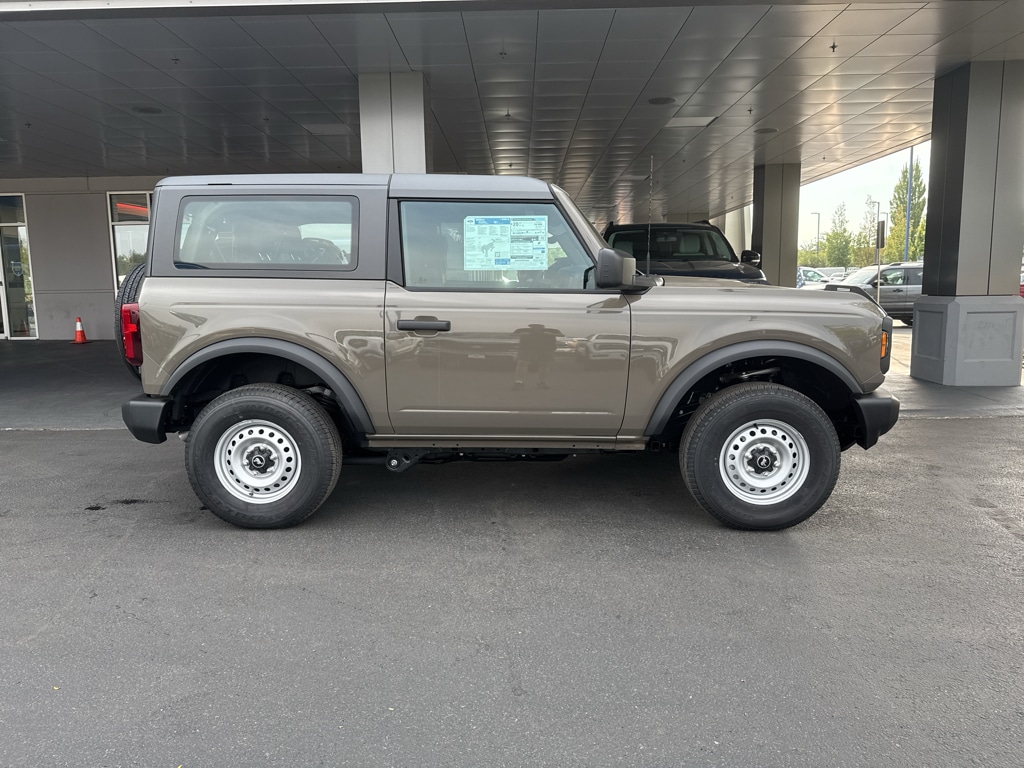 New 2026 Ford Bronco Base SUV