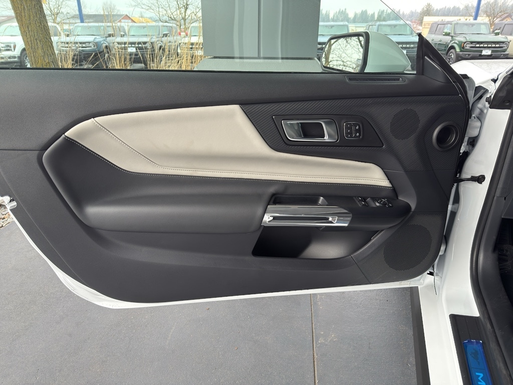 2025 Ford Mustang GT Premium Fastback - Photo 10