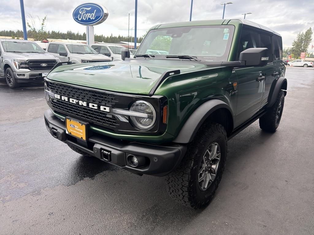 Used 2025 Ford Bronco Badlands SUV