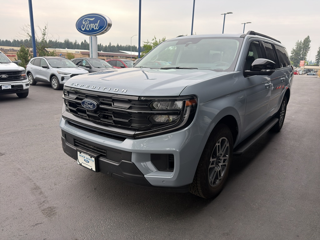 New 2025 Ford Expedition Max Active SUV