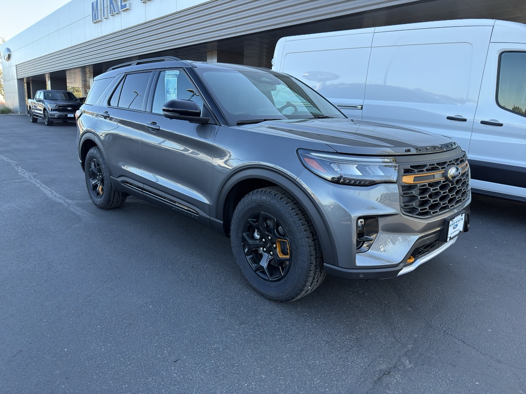 2026 Ford Explorer Tremor 4WD's photo