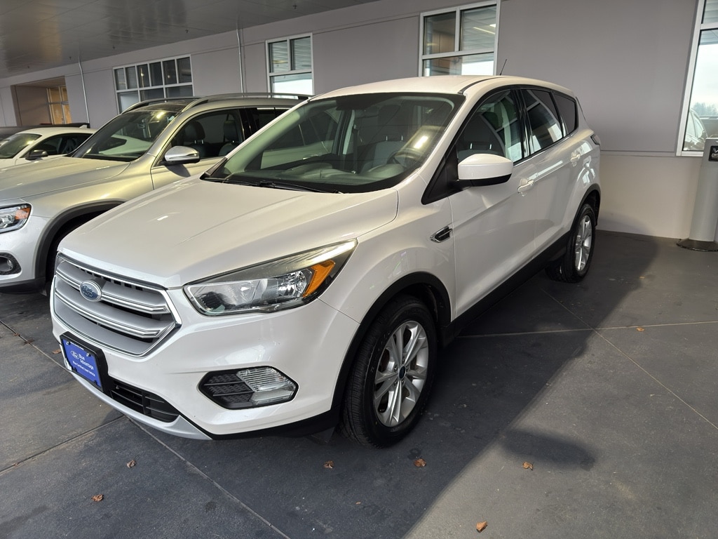 Used 2017 Ford Escape SE with VIN 1FMCU9G93HUA95213 for sale in Ponderay, ID