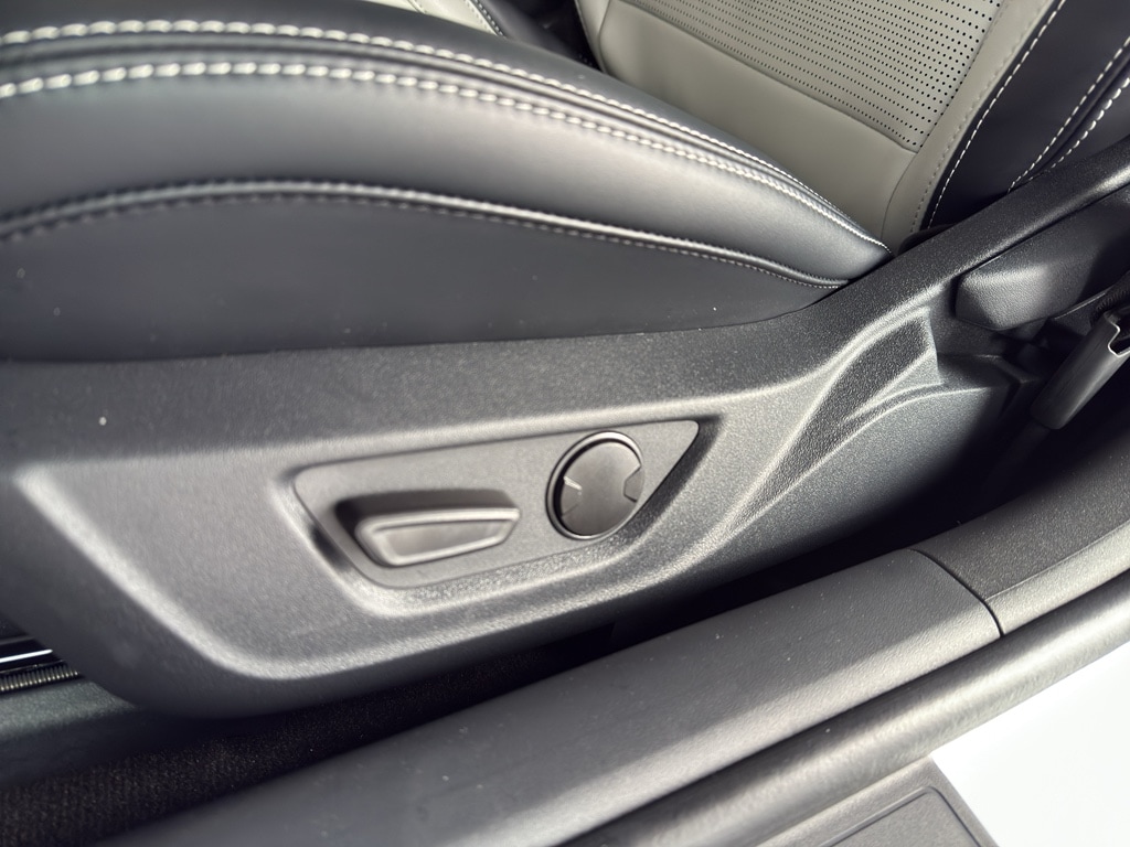 2025 Ford Mustang GT Premium Fastback - Photo 13