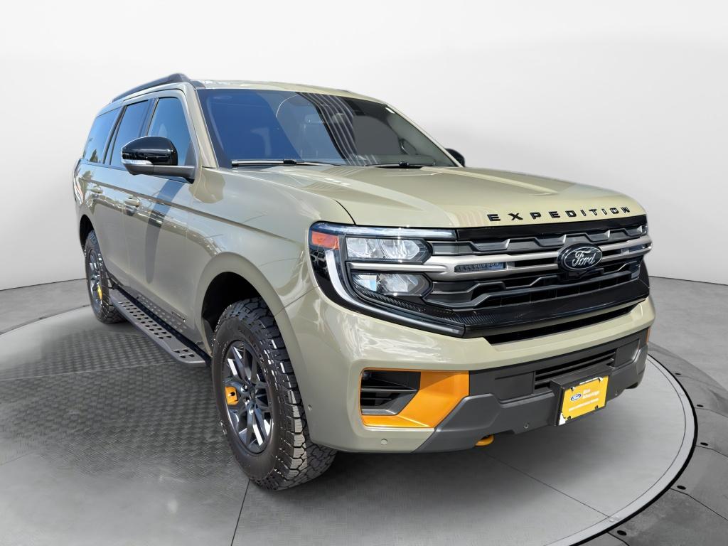 2025 Ford Expedition Tremor's photo