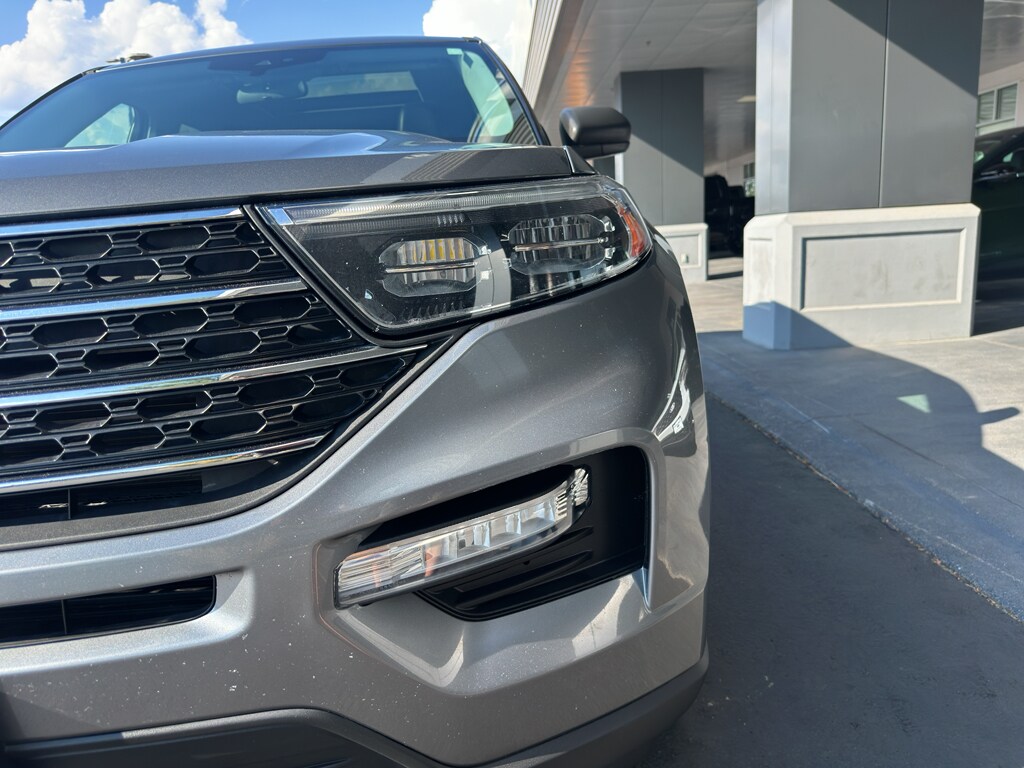 2024 Ford Explorer XLT photo 3