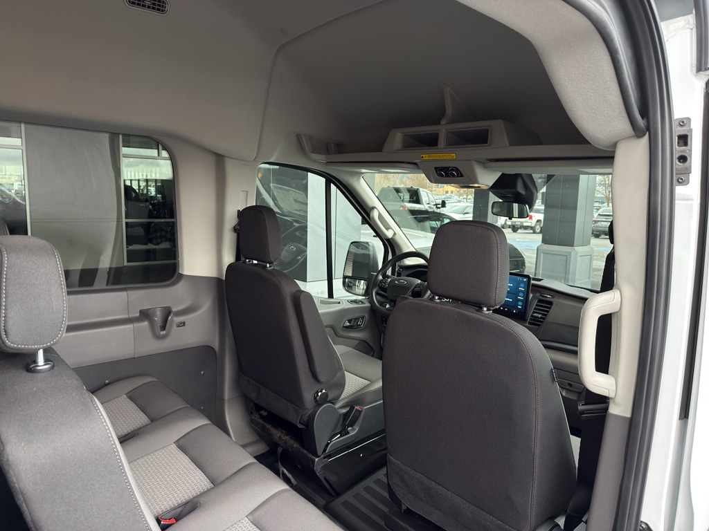2025 Ford Transit Passenger Van XL - Photo 10