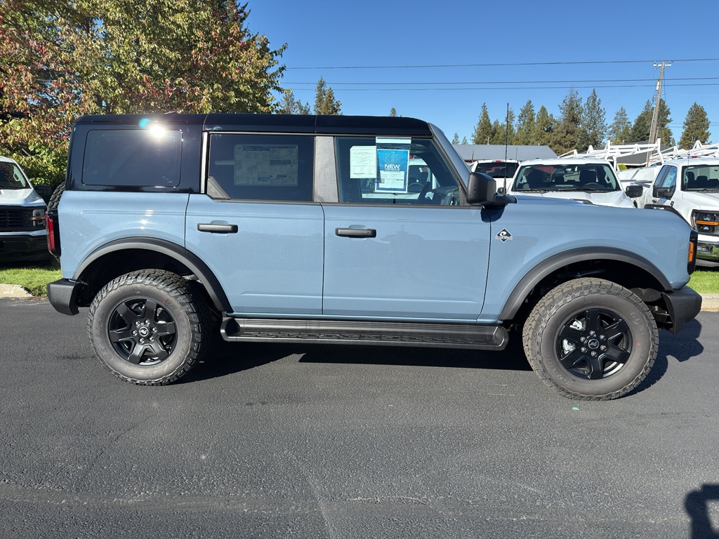 New 2025 Ford Bronco Outer Banks SUV