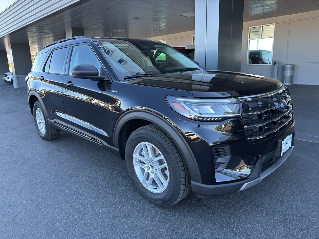 2026 Ford Explorer Active 4WD's photo