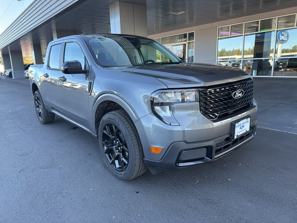 2025 Ford Maverick XLT's photo