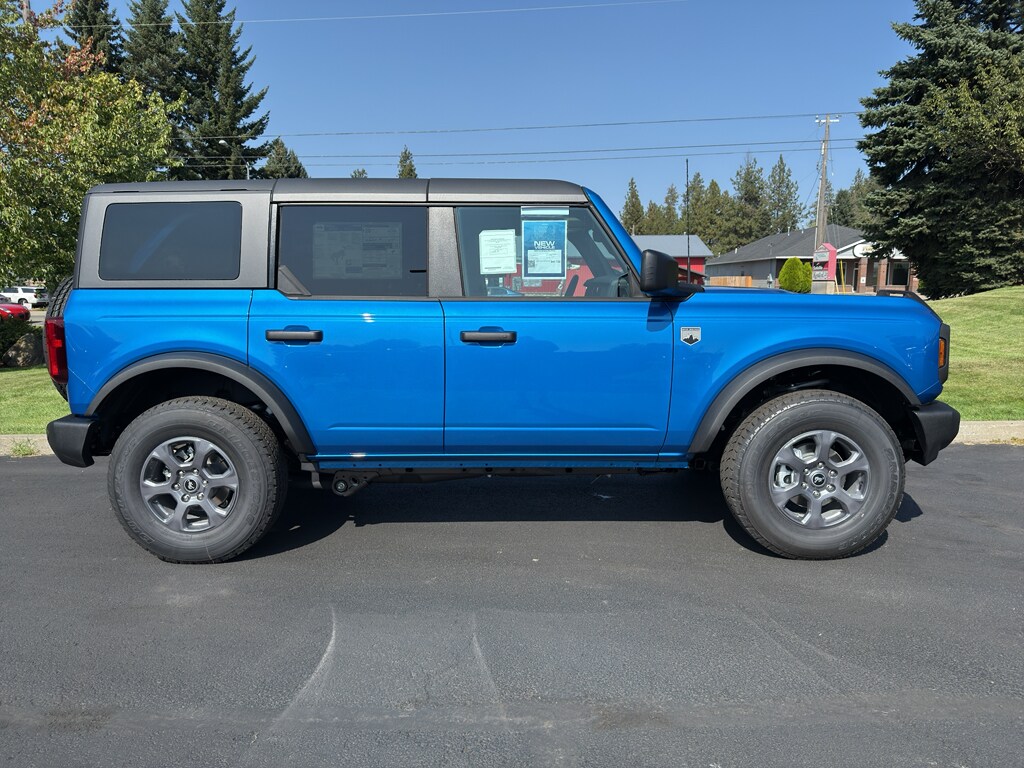 2025 Ford Bronco Big Bend photo 3