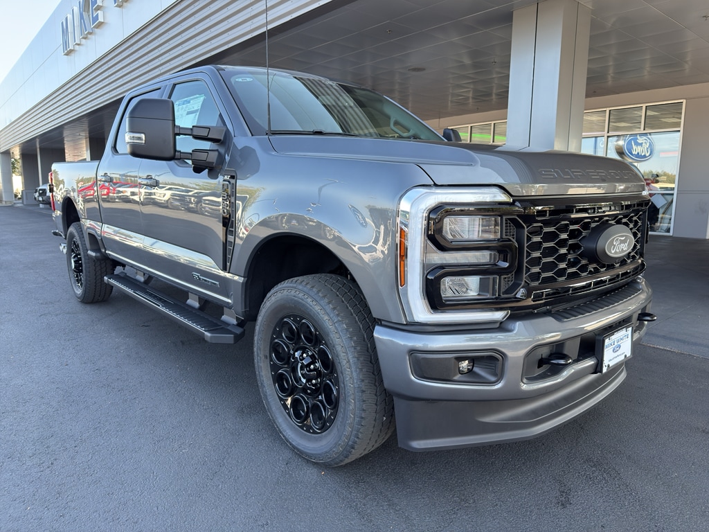 2026 Ford F-350 Super Duty XLT's photo