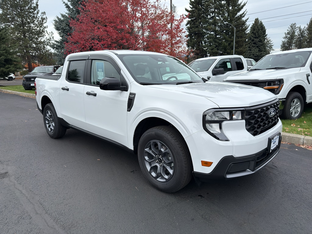 2025 Ford Maverick XLT's photo