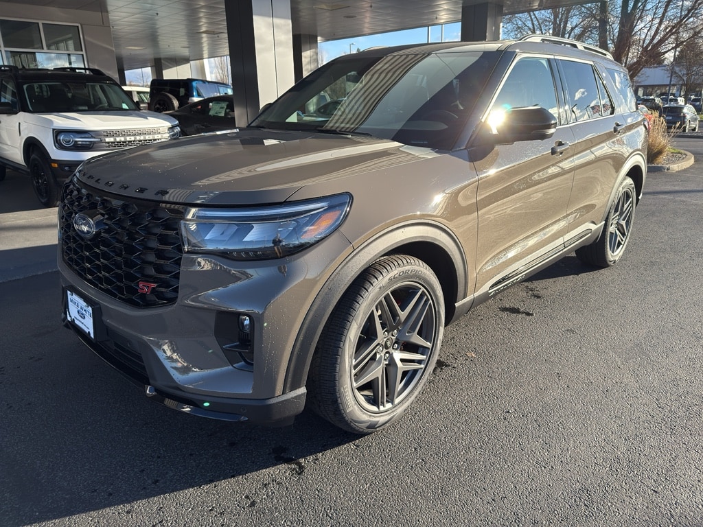 2026 Ford Explorer ST's photo