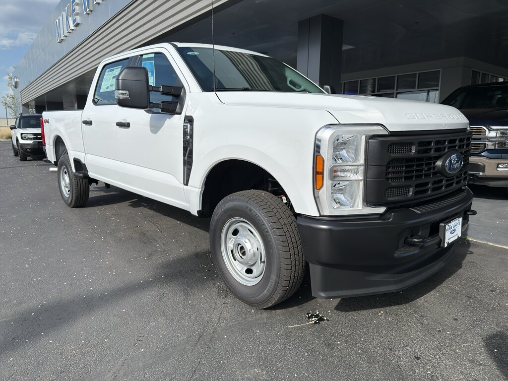 New 2026 Ford F-250 XL Truck Crew Cab