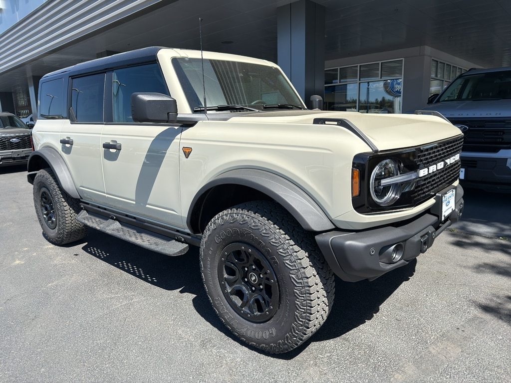 2026 Ford Bronco Badlands 4x4's photo