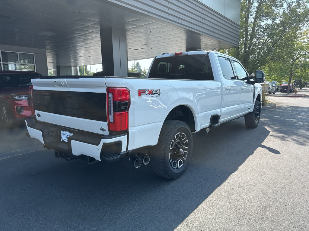 New 2026 Ford F-350 Platinum Truck Crew Cab