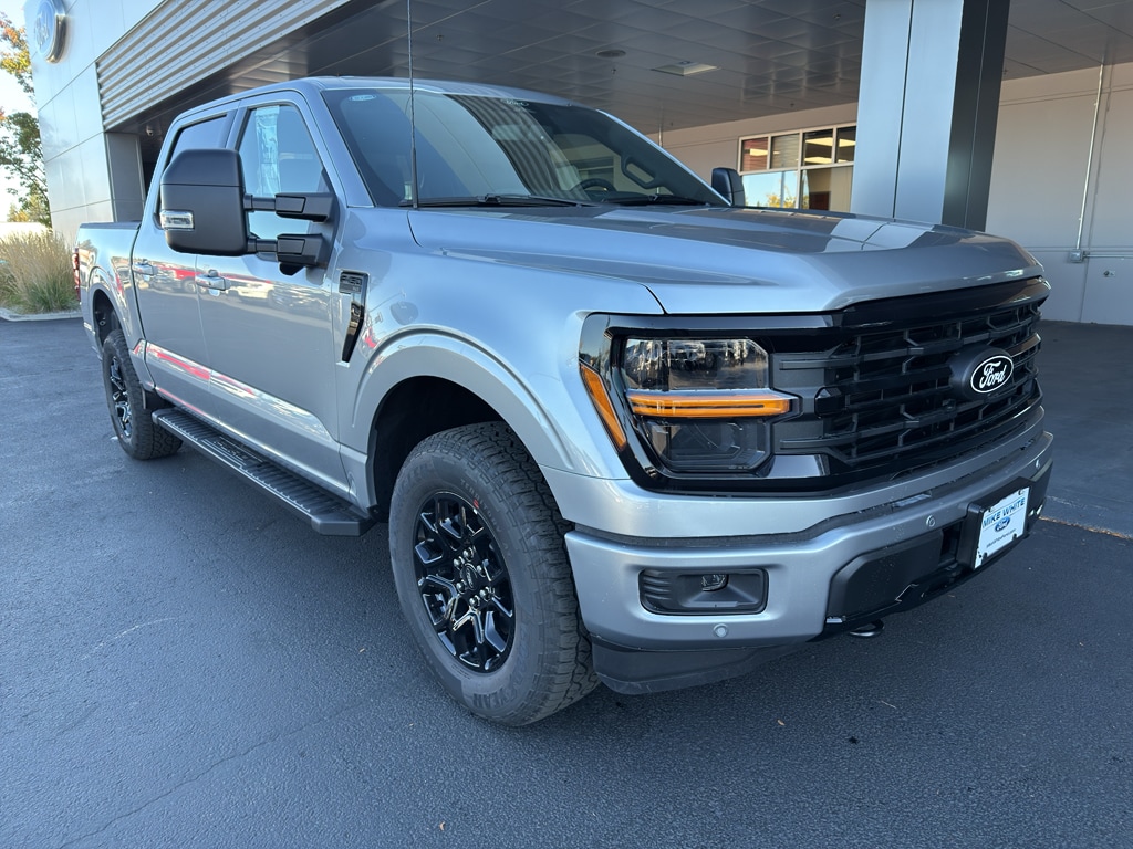 New 2025 Ford F-150 XLT Truck SuperCrew Cab