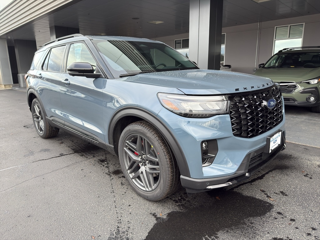 2026 Ford Explorer ST's photo