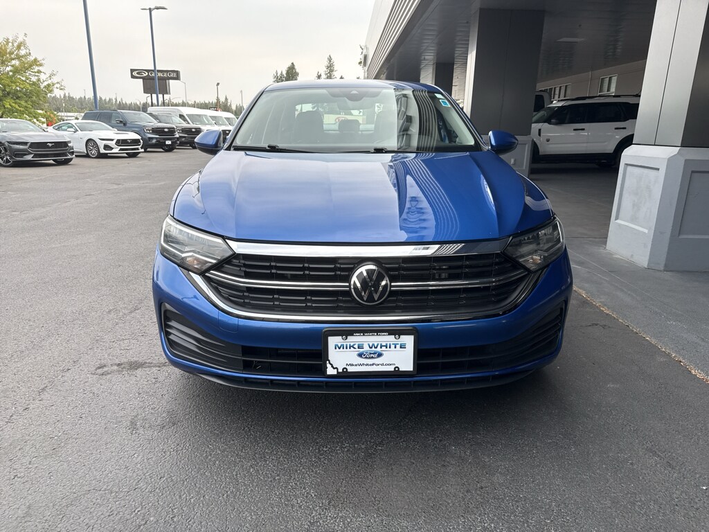 Used 2024 Volkswagen Jetta 1.5T SE Sedan