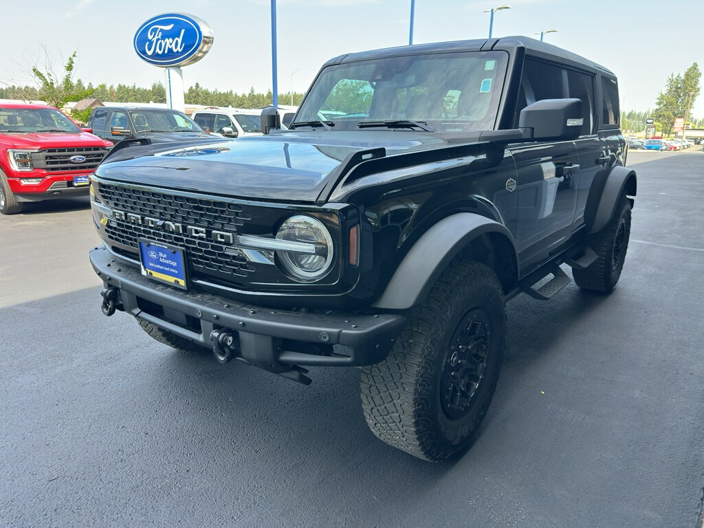 2024 Ford Bronco Wildtrak photo 2