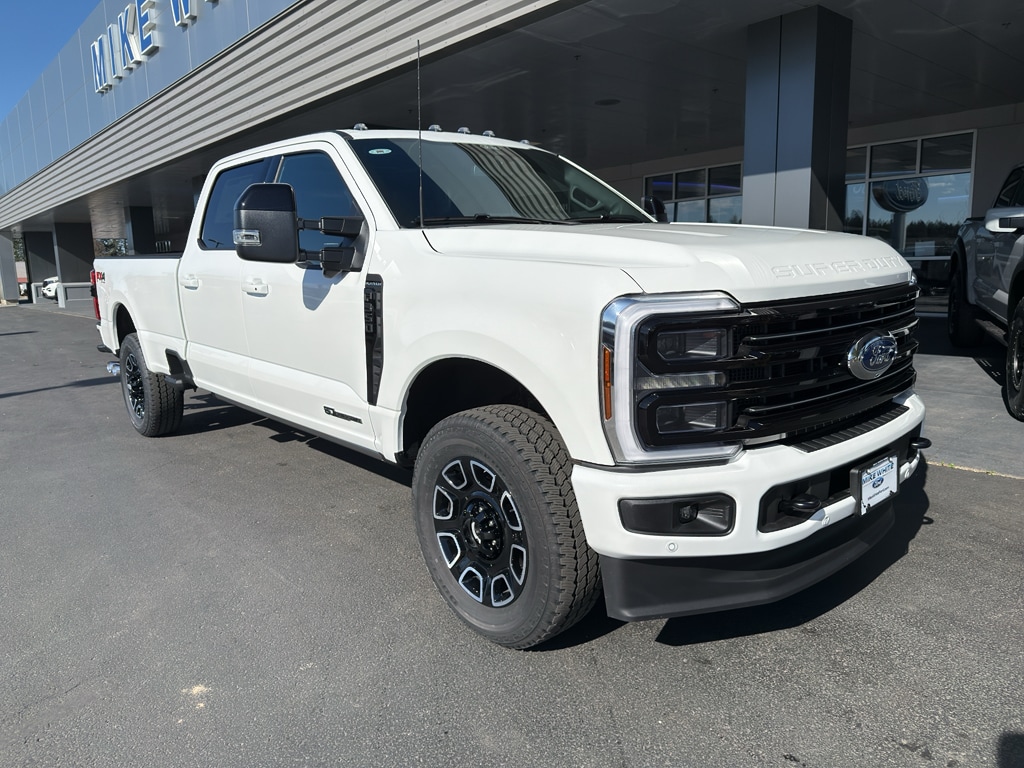 New 2026 Ford F-350 Platinum Truck Crew Cab