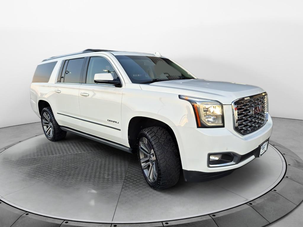2019 GMC Yukon XL Denali's photo