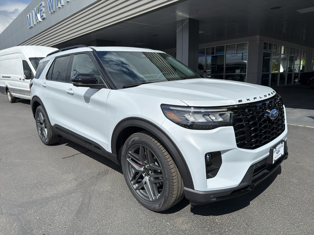 2026 Ford Explorer ST 4WD's photo