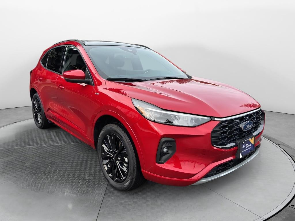 Used 2025 Ford Escape ST-Line Elite SUV