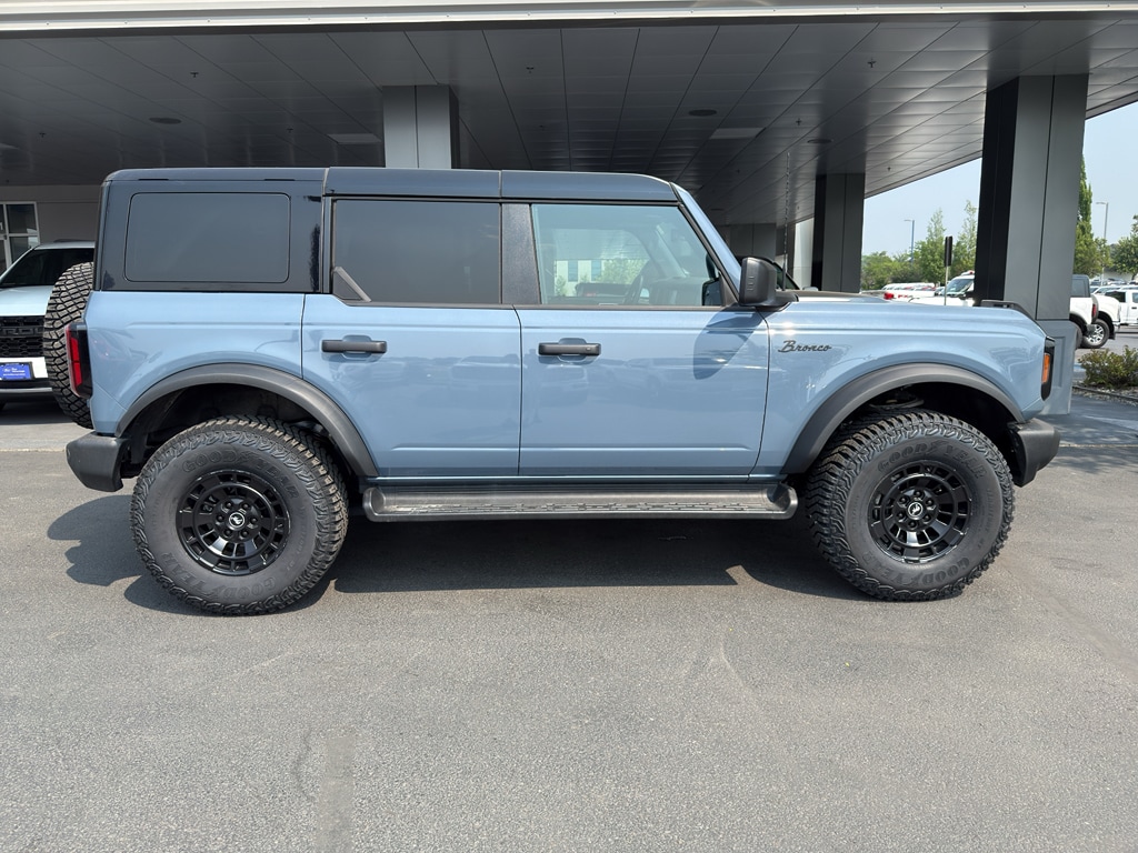 New 2025 Ford Bronco Outer Banks SUV