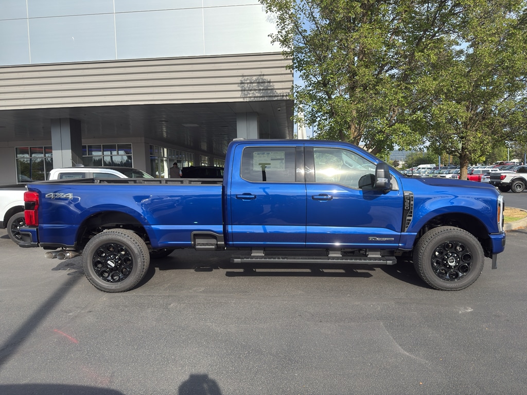 New 2026 Ford F-350 XLT Truck Crew Cab