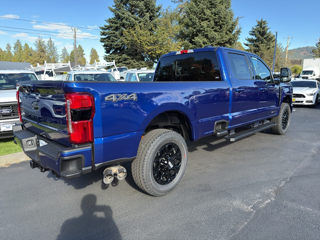 New 2026 Ford F-350 Lariat Truck Crew Cab