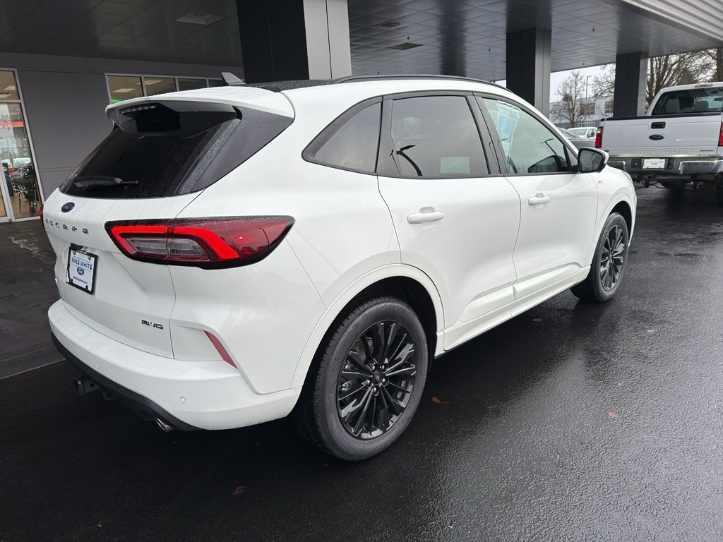 New 2026 Ford Escape ST-Line Elite SUV