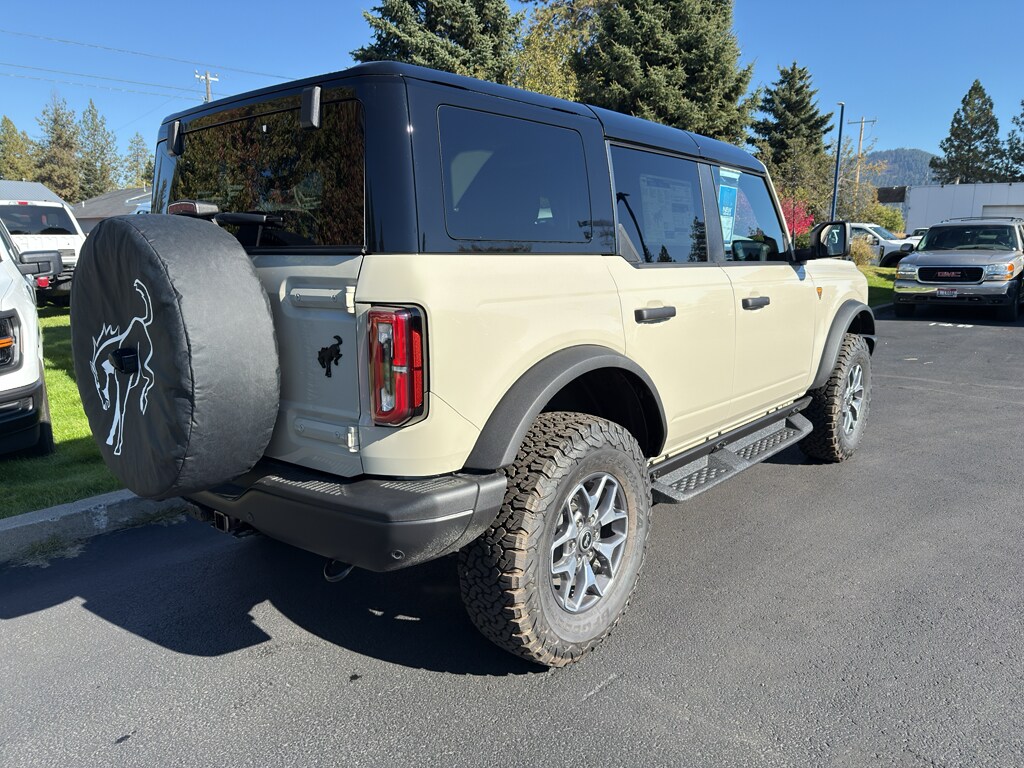 2025 Ford Bronco Badlands photo 4