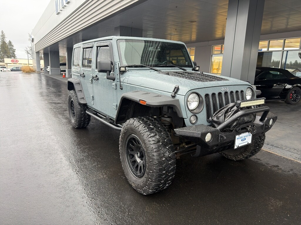 Used 2014 Jeep Wrangler Unlimited Sahara SUV
