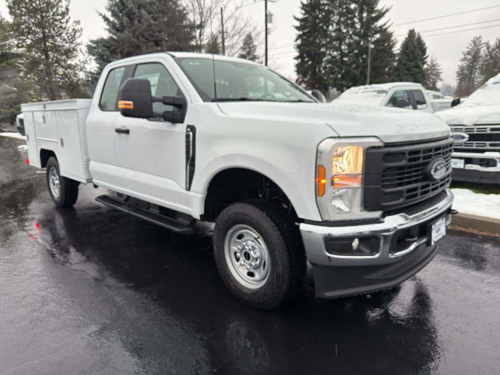 2026 Ford F-250 Super Duty XL's photo