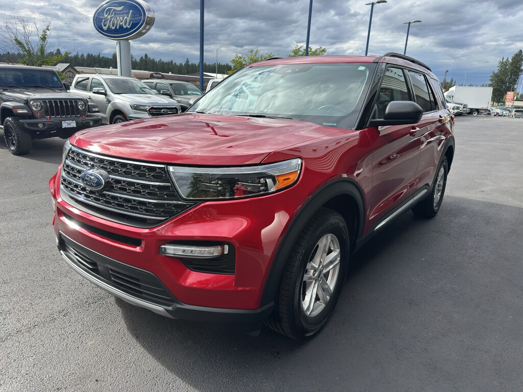 2022 Ford Explorer XLT photo 3