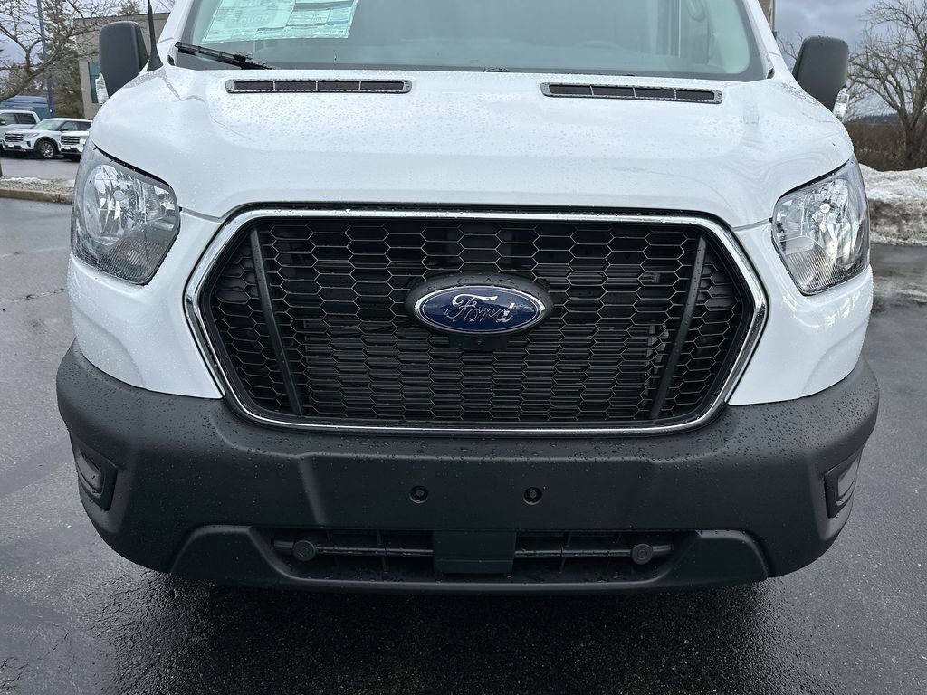 2024 Ford Transit photo 3