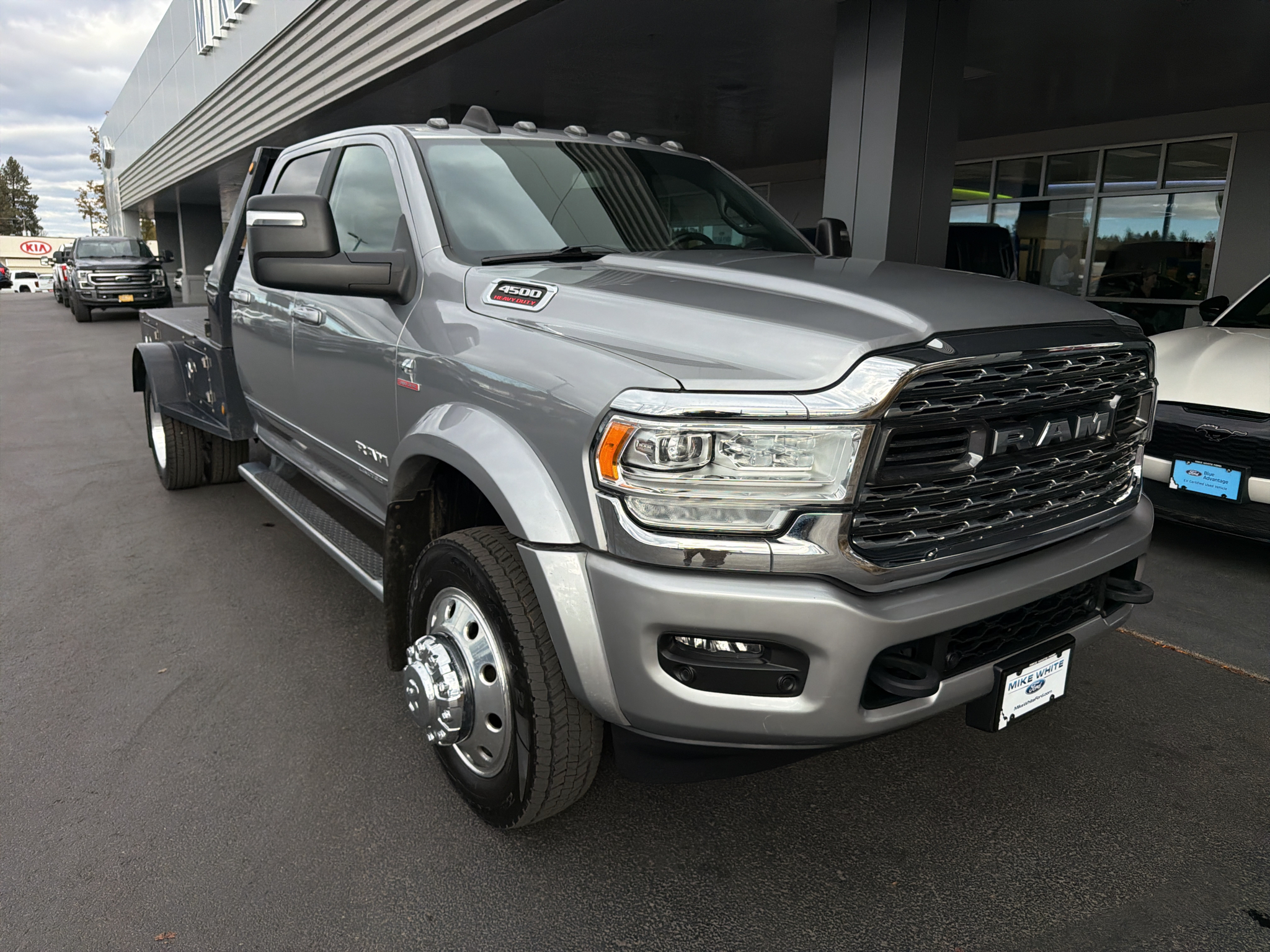 Used 2023 Ram 4500 Chassis Cab Tradesman/SLT/Laramie/Limited Crew Cab Truck