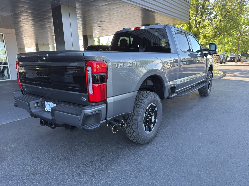 New 2026 Ford F-350 Platinum Truck Crew Cab