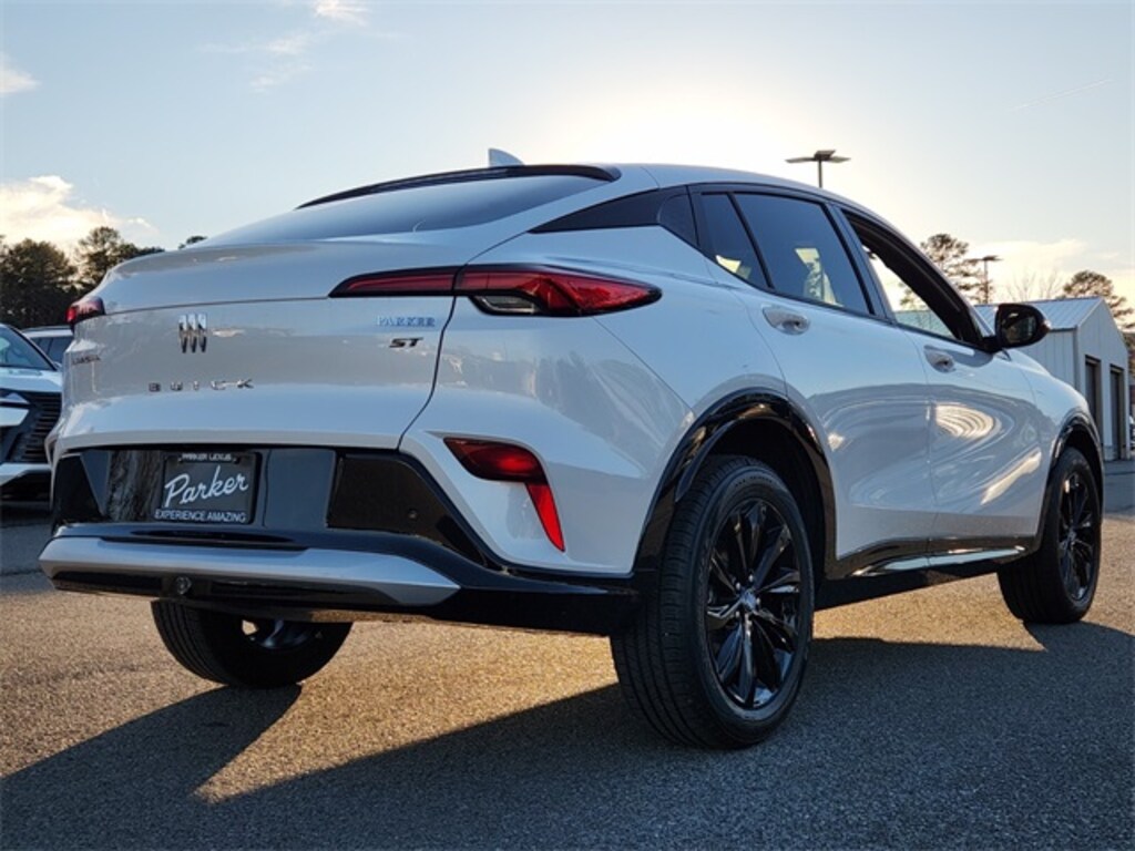 Used 2024 Buick Envista Sport Touring SUV