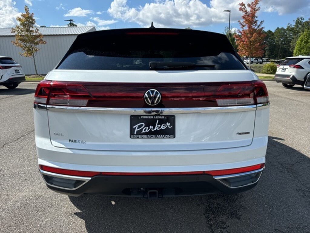 Used 2024 Volkswagen Atlas Cross Sport 2.0T SEL SUV