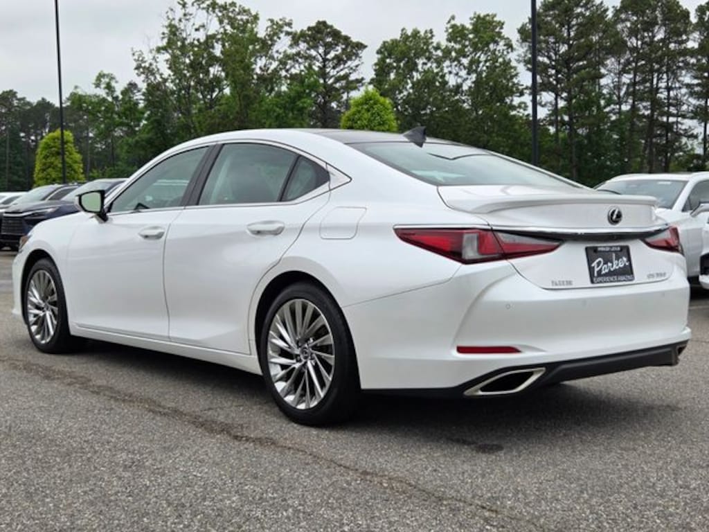 Used 2022 Lexus ES 350 Ultra Luxury Sedan