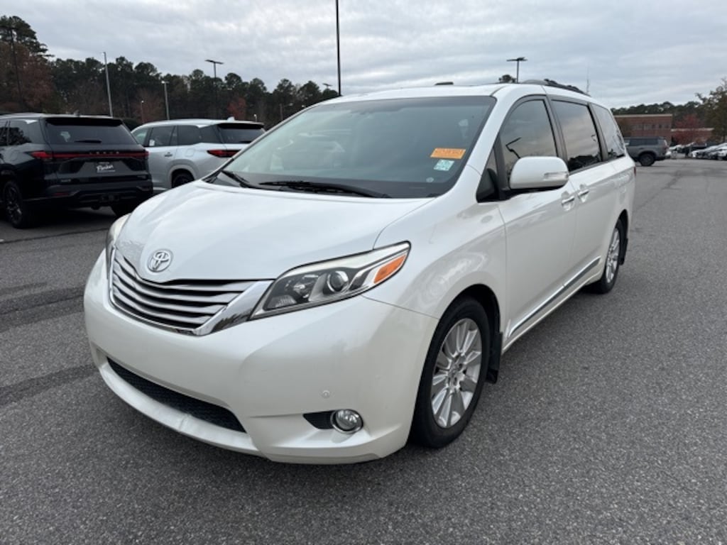 Used 2015 Toyota Sienna Van