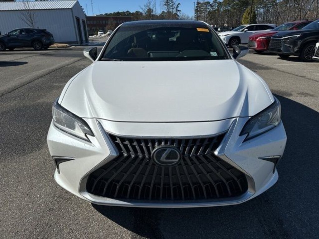 Used 2025 Lexus ES 350 Base Sedan