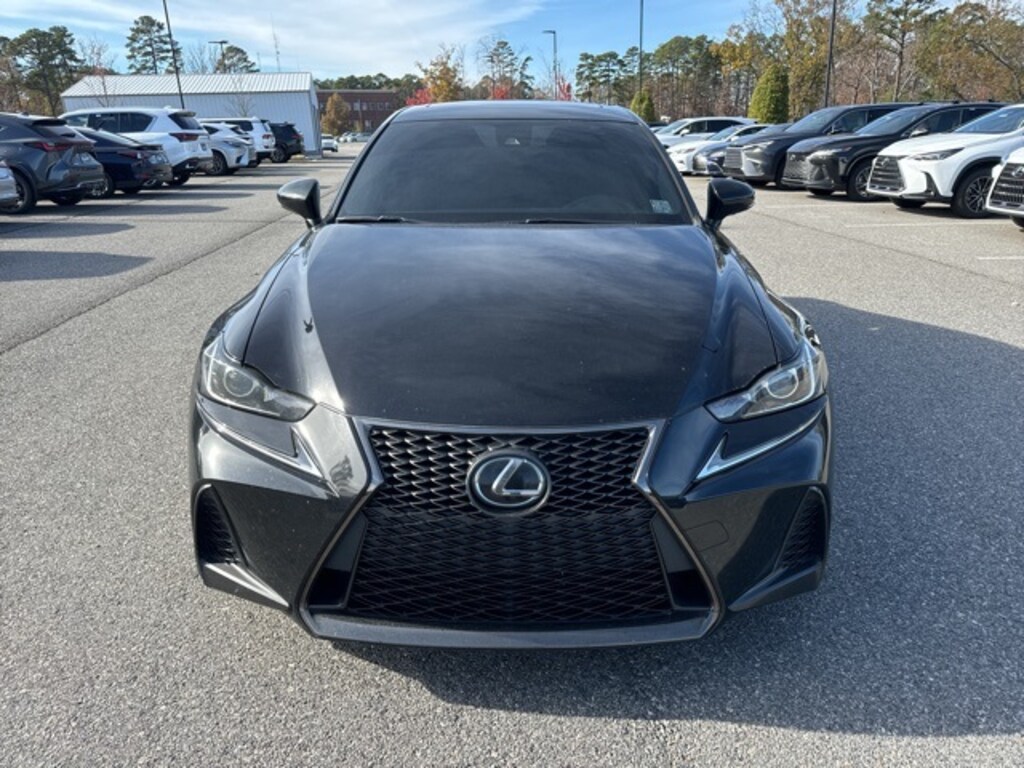 Used 2017 Lexus IS 200t Sedan