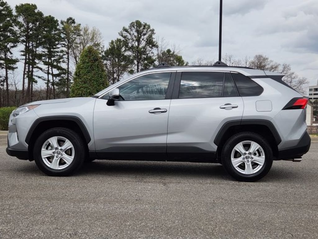 Used 2020 Toyota RAV4 XLE SUV