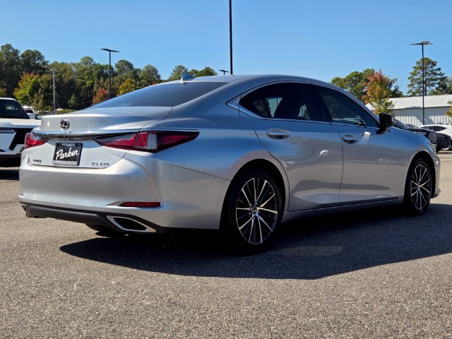 Used 2023 Lexus ES 350 Sedan