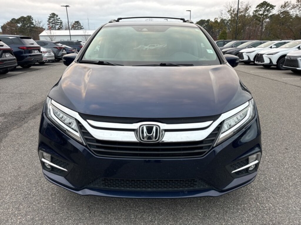 Used 2018 Honda Odyssey Elite Van