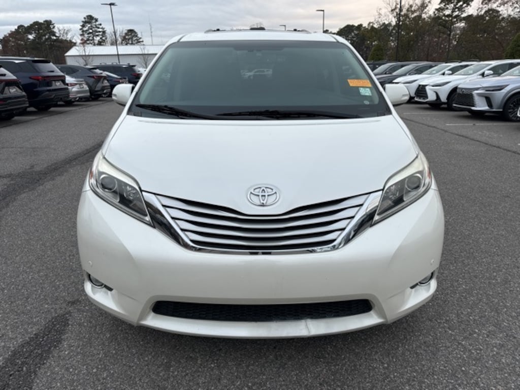 Used 2015 Toyota Sienna Van